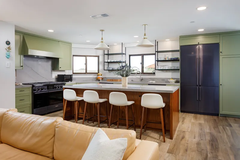 Kitchen with counter seating — Sunset Photography, Dana Point real estate photography
