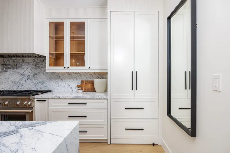 Interior detail — Dover Shores, Newport Beach real estate photography